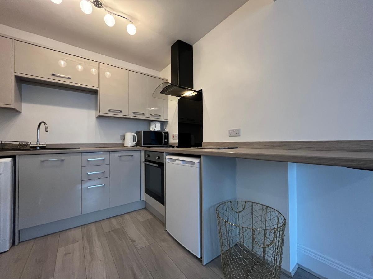 York Centre 2 Bedroom Renovated Flat, 8 Escrick Street エクステリア 写真