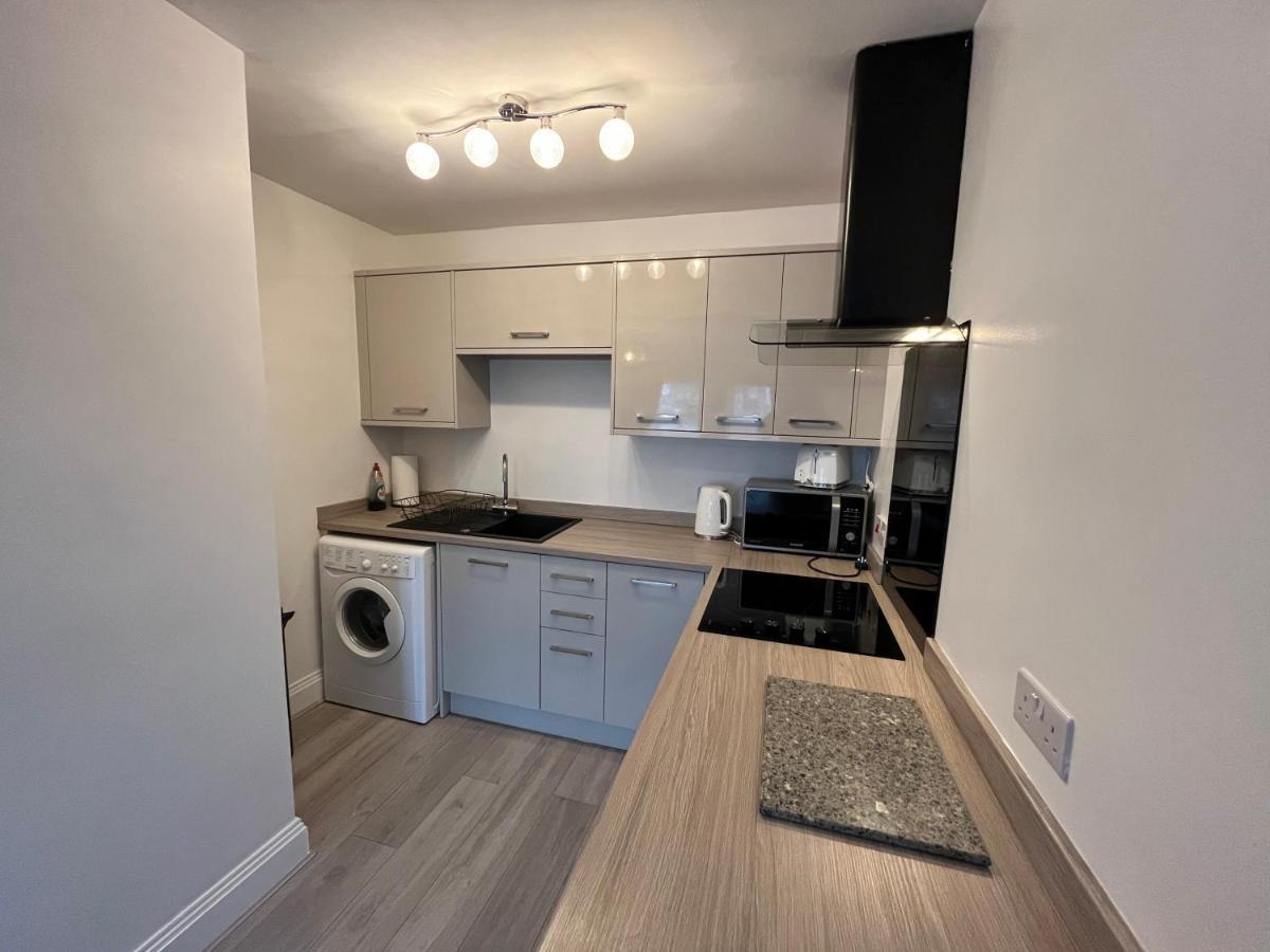 York Centre 2 Bedroom Renovated Flat, 8 Escrick Street エクステリア 写真